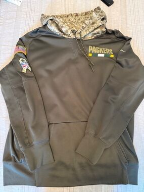 Nike Greenbay Packers Hoodie with Camo Hood